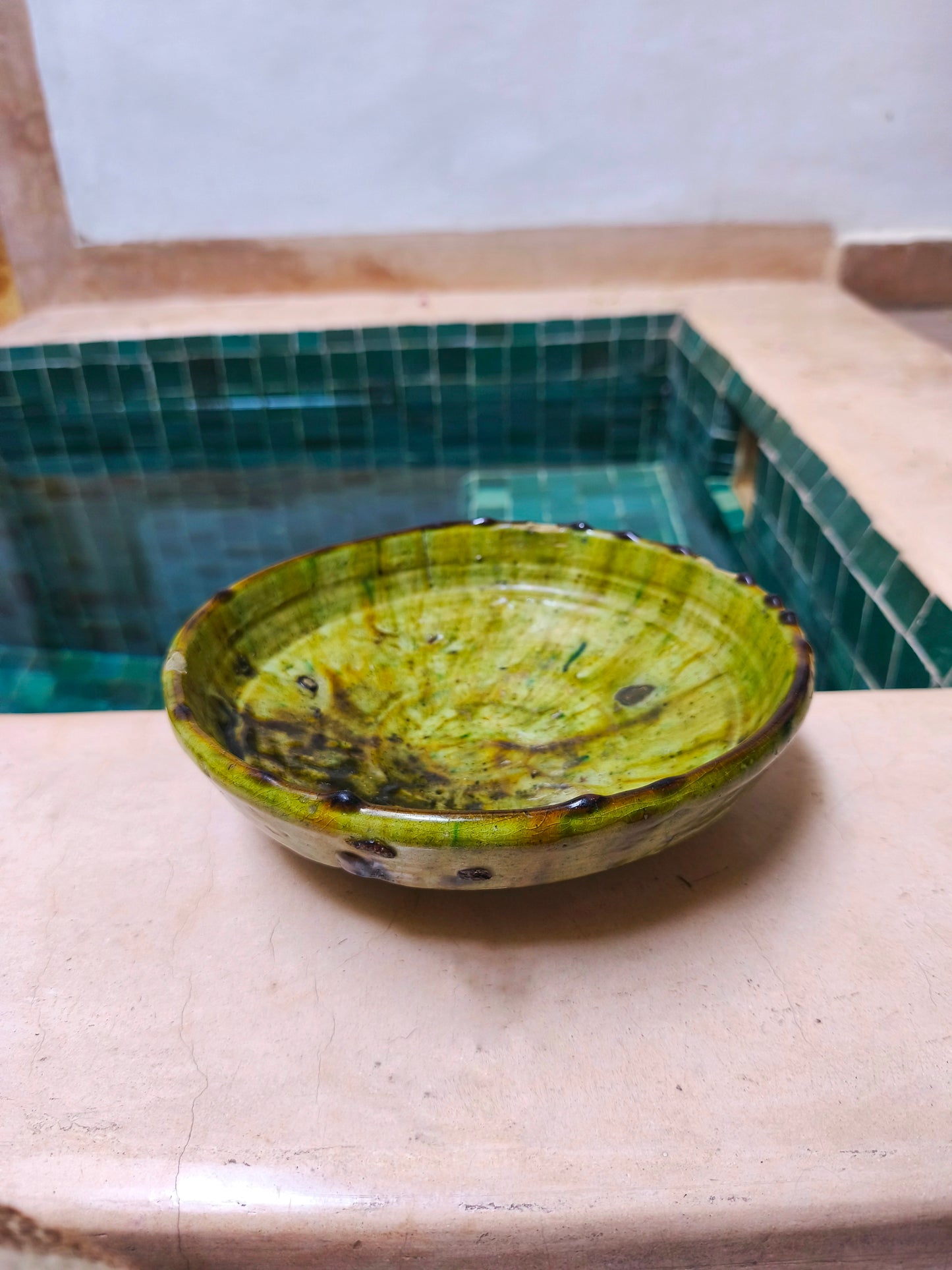 Handmde Green Ceramic Bowl – Moroccan Pottery from sahara