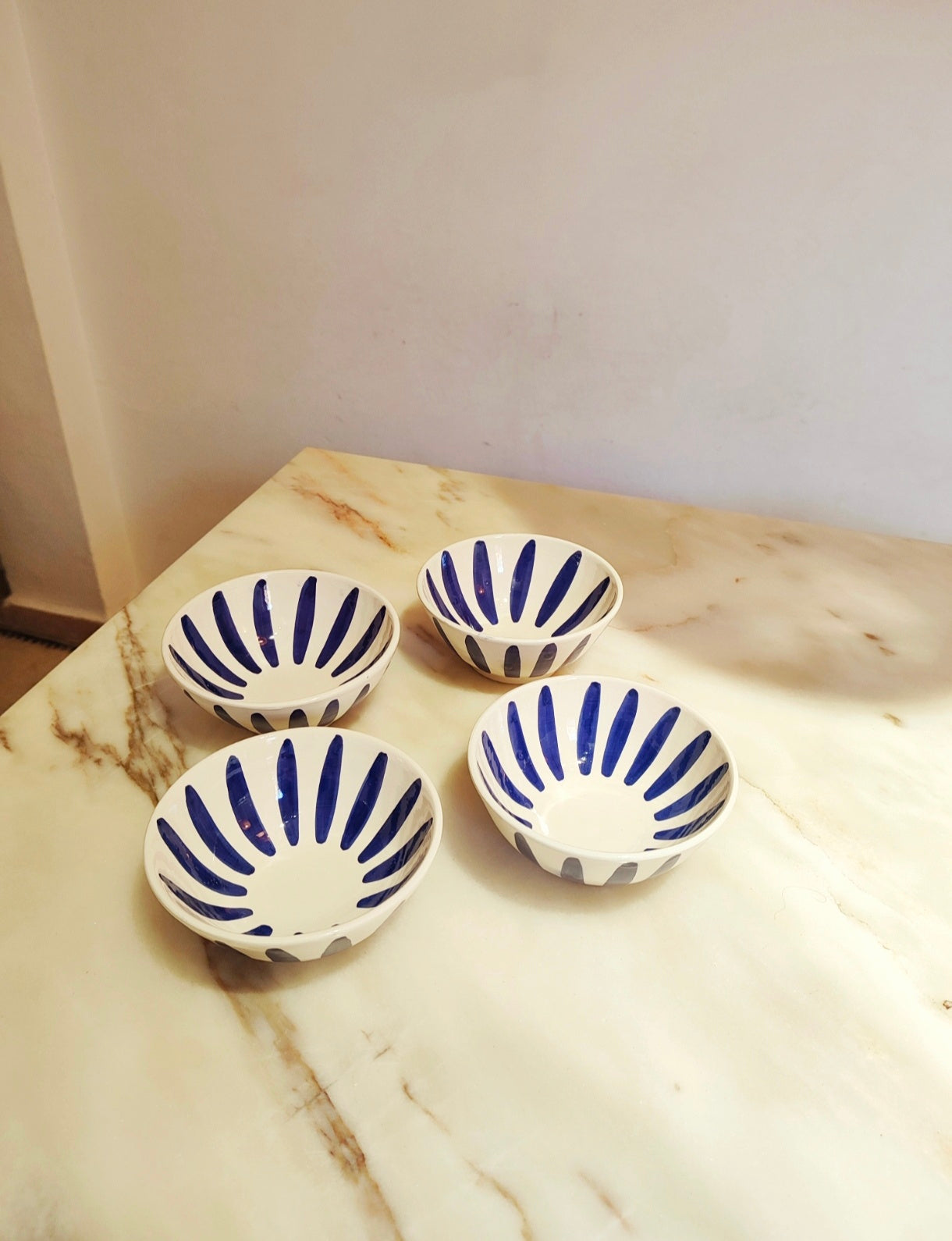 Set of 4 Handcrafted Tamegroute Pottery Bowls – White with Indigo Blue Stripes