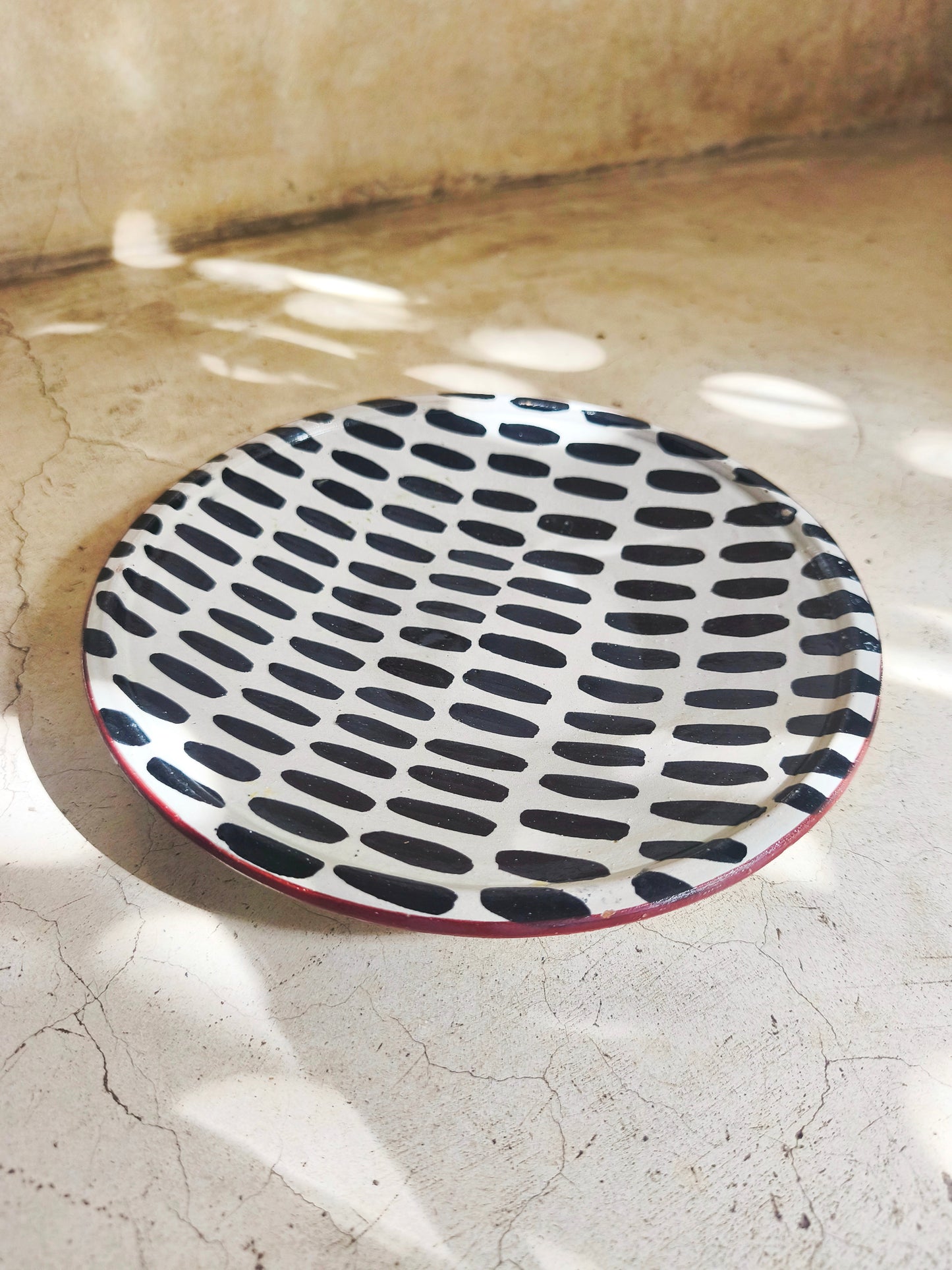 Moroccan Fes Modern Ceramic Plates, Hand-Painted Black Dots Accents, 25 cm Decorative or Dining Plate
