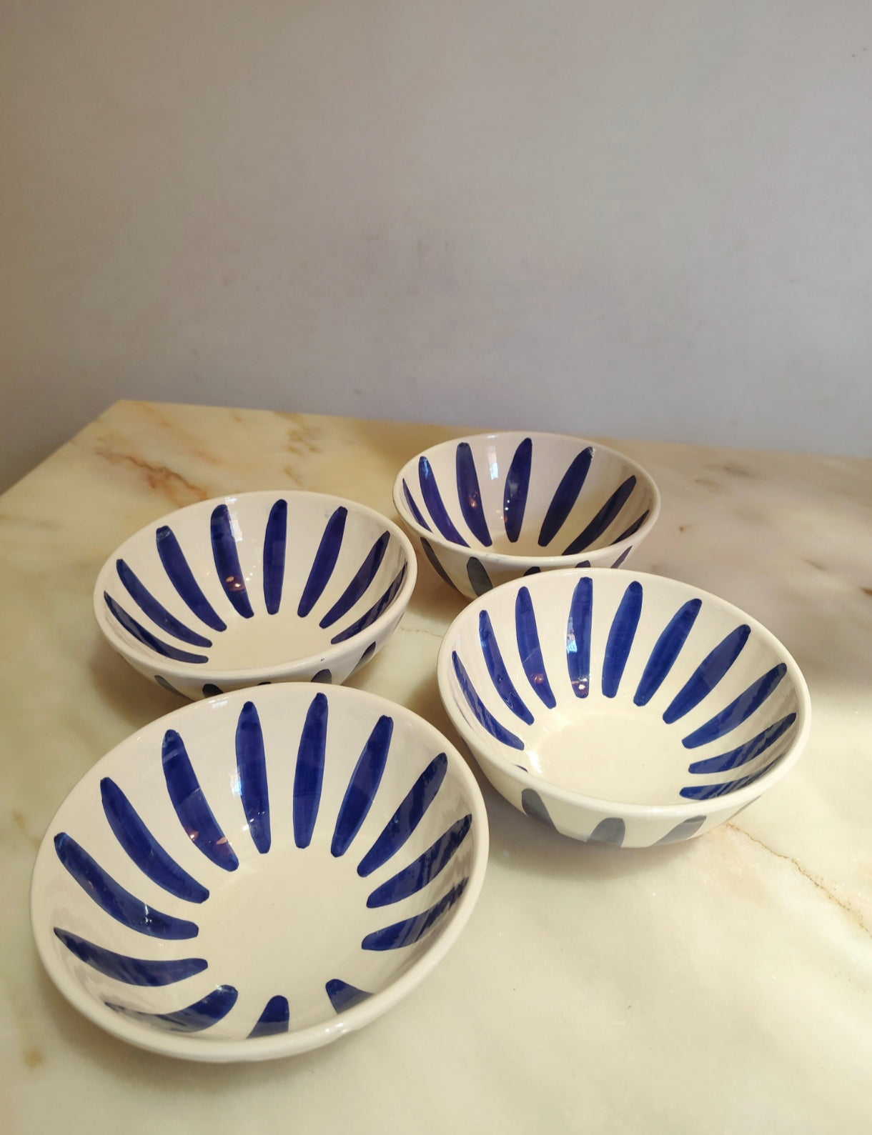 Set of 4 Handcrafted Tamegroute Pottery Bowls – White with Indigo Blue Stripes