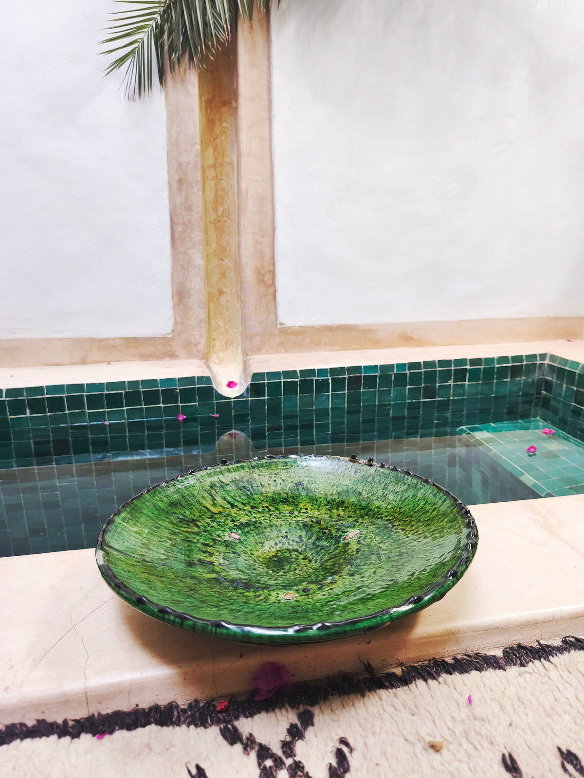 Large Green Tamegroute Ceramic Plate – 35–38 cm Handmade Moroccan Pottery