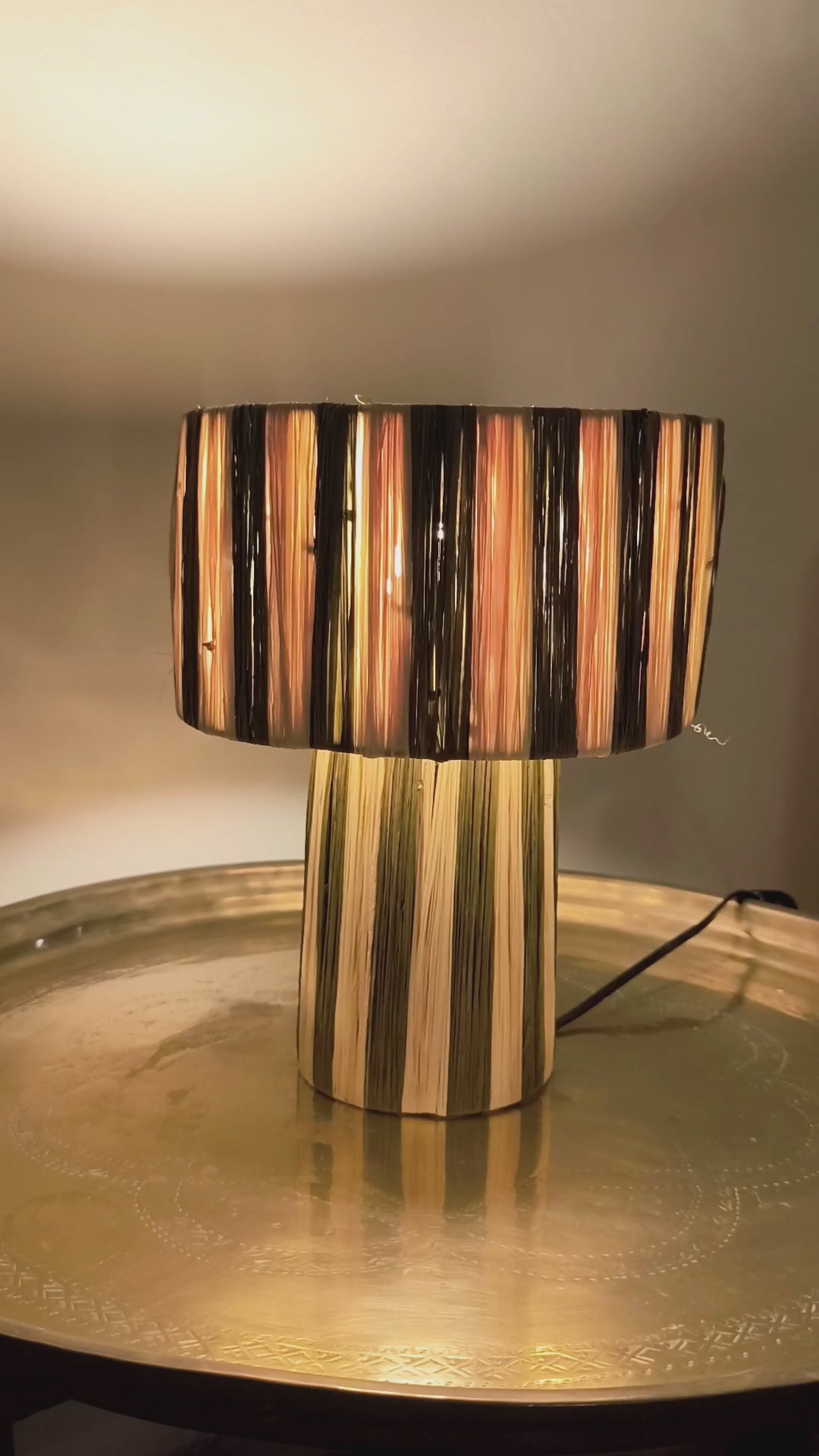 Handmade Moroccan Raffia Table Lamp – Warm Boho Lighting for Home Decor
