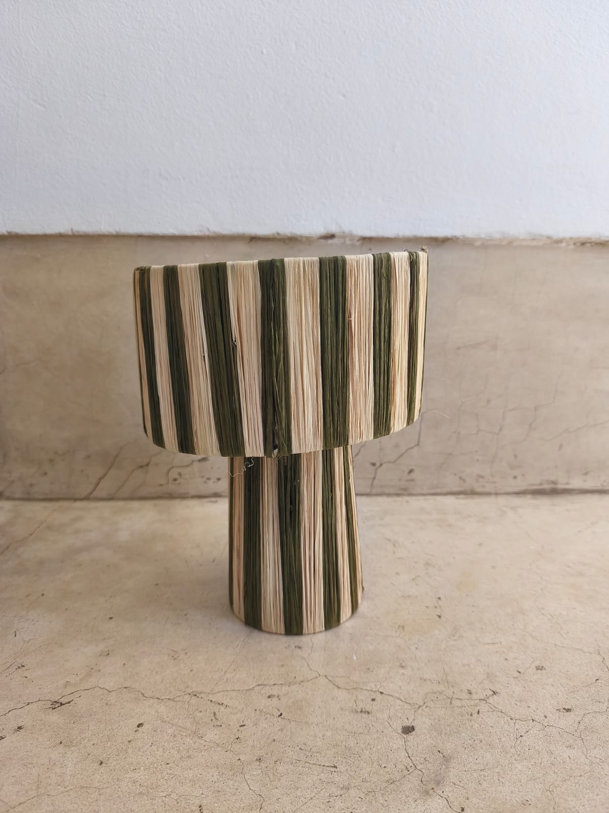 Handmade Moroccan Raffia Table Lamp – Warm Boho Lighting for Home Decor