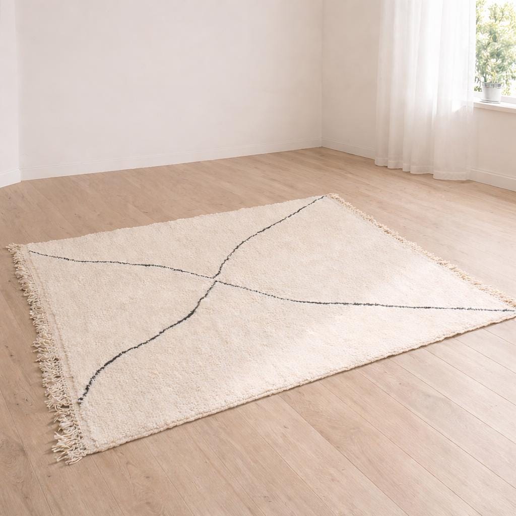 Moroccan Rug – Handwoven Wool Beni Ourain Rug with Diamond Pattern | Tamegroute Pottery