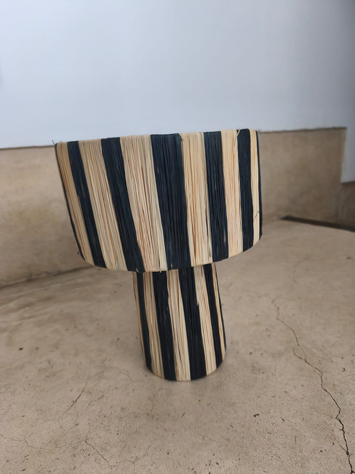 Handmade Moroccan Raffia Table Lamp – Warm Boho Lighting for Cozy Home Decor