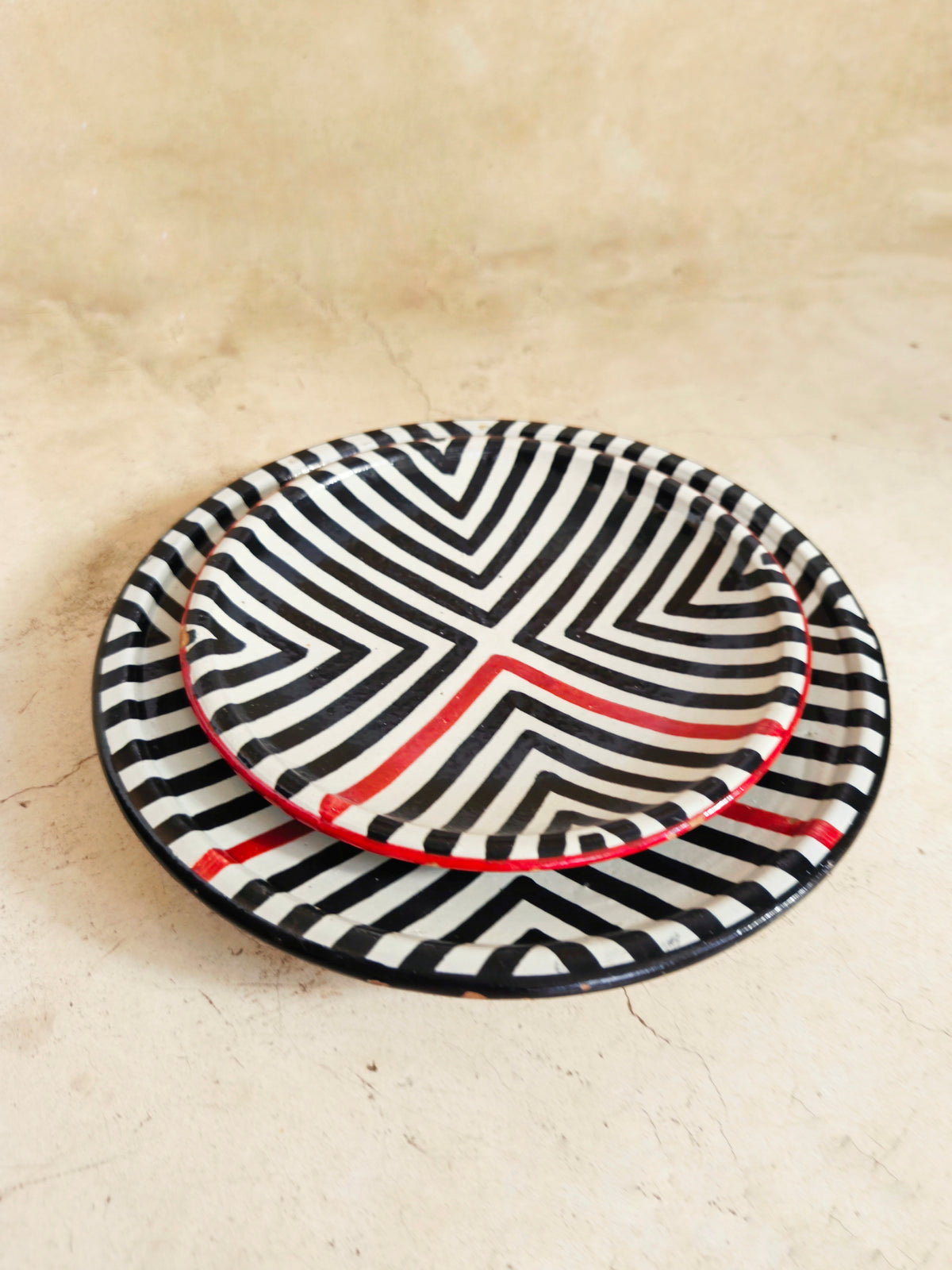 Set of 2 x Modern Moroccan Ceramic Plate, Hand-Painted Black & White with Red Lines [20cm & 25 cm] -Tamegroute Pottery