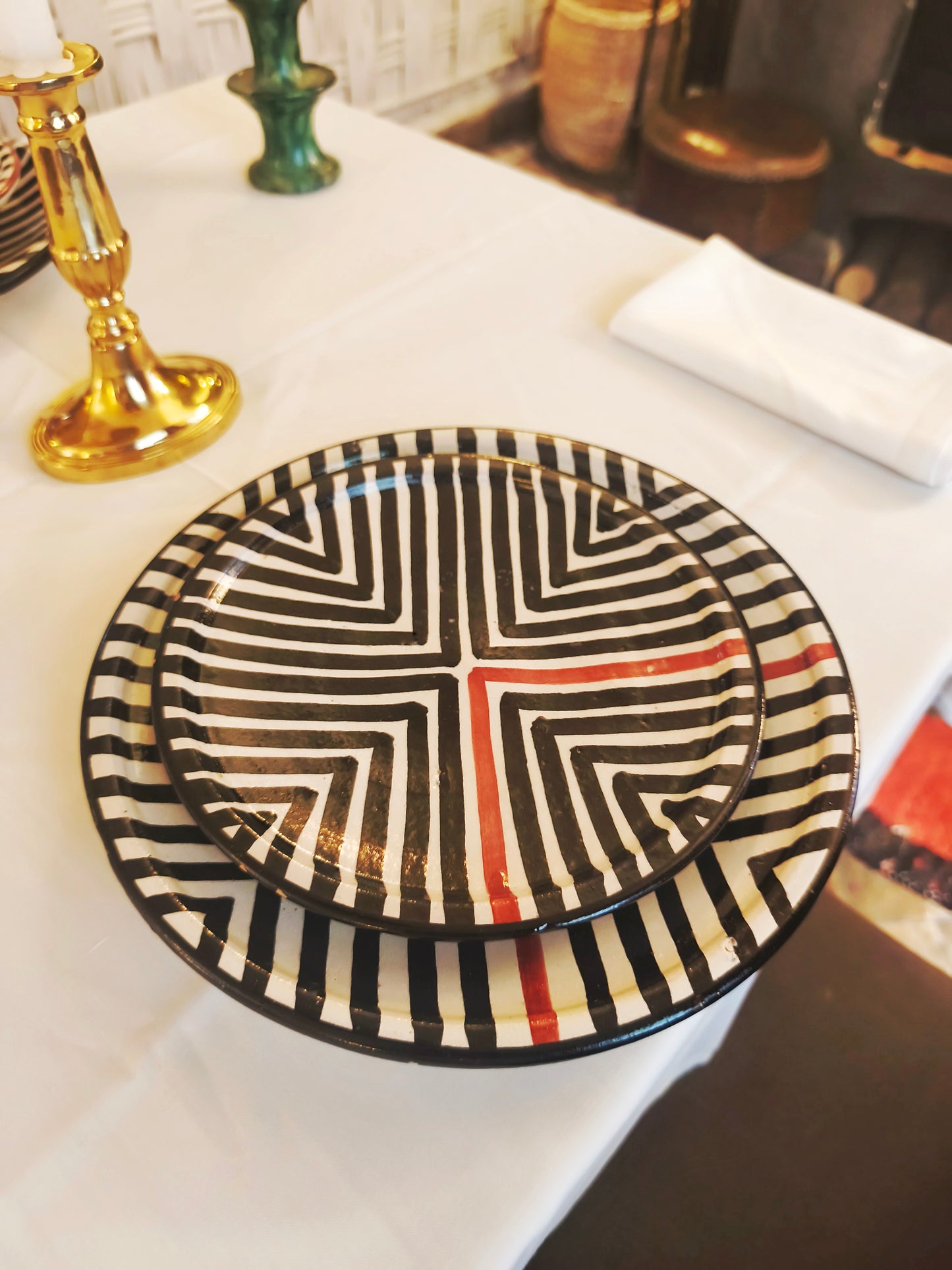Set of 2 x Modern Moroccan Ceramic Plate, Hand-Painted Black & White with Red Lines [20cm & 25 cm] -Tamegroute Pottery