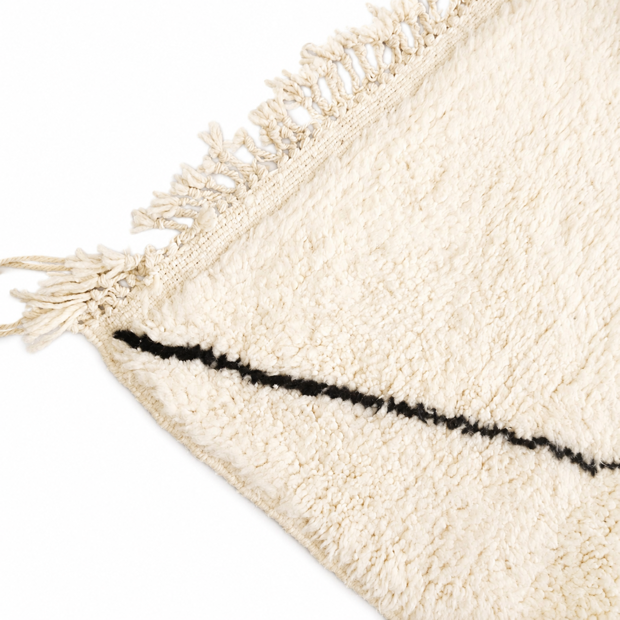 Moroccan Rug – Handwoven Wool Beni Ourain Rug with Diamond Pattern | Tamegroute Pottery
