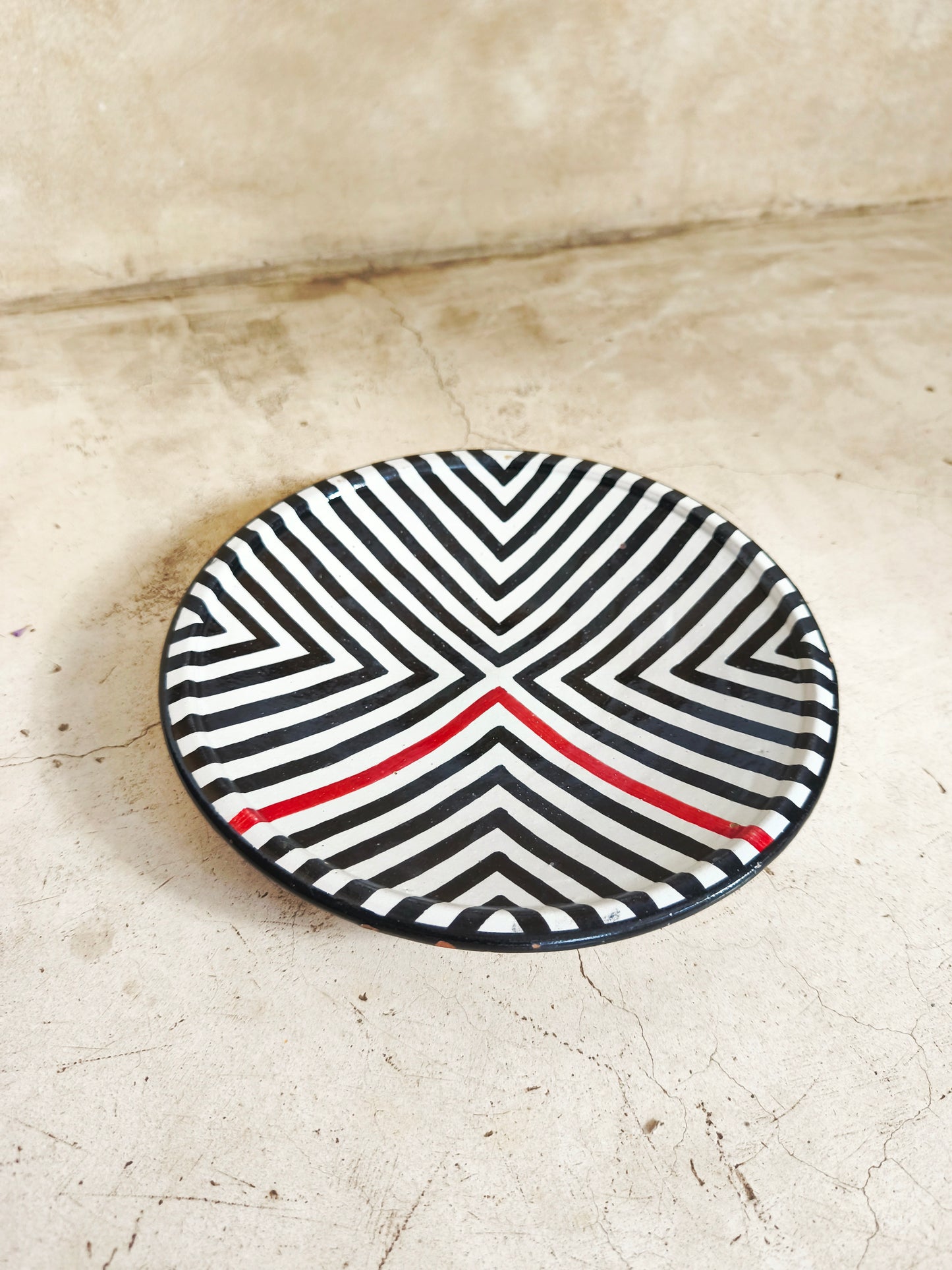 Set of 2 x Modern Moroccan Ceramic Plate, Hand-Painted Black & White with Red Lines [20cm & 25 cm] -Tamegroute Pottery