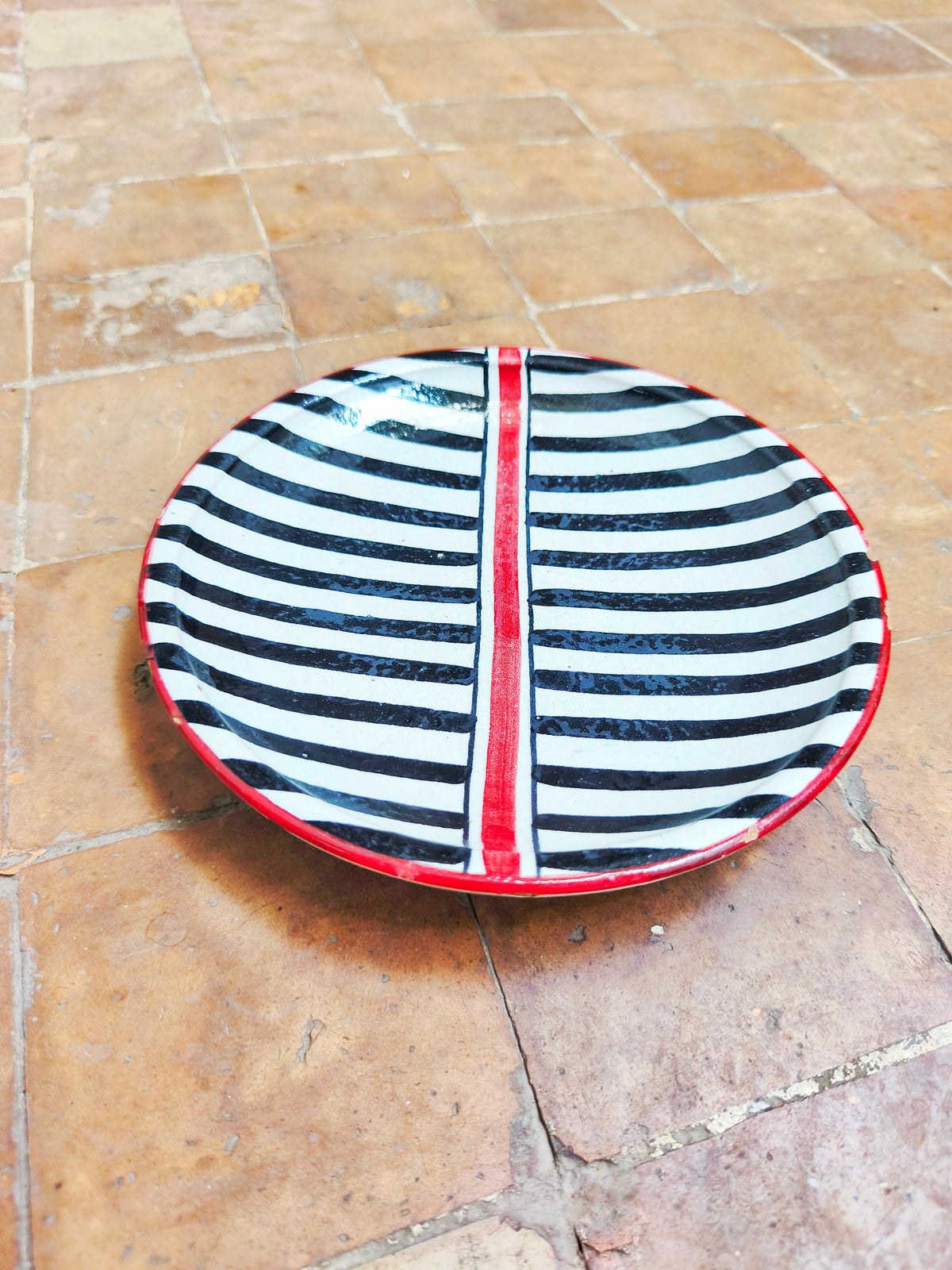 Set of 2 Hand-Painted Moroccan Ceramic Plates – 20 cm & 25 cm Black & White Boho Tableware
